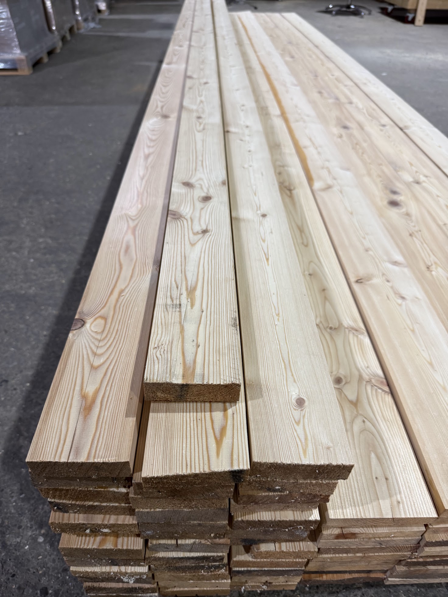 Siberian Larch Planed All Round Square Edge Timber Boards - Image 5