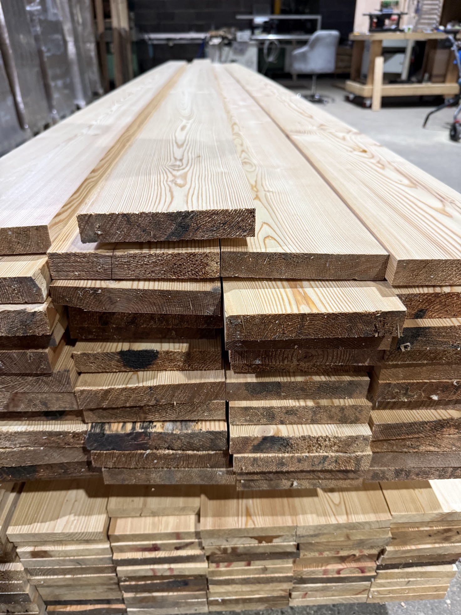 Siberian Larch Planed All Round Square Edge Timber Boards - Image 3