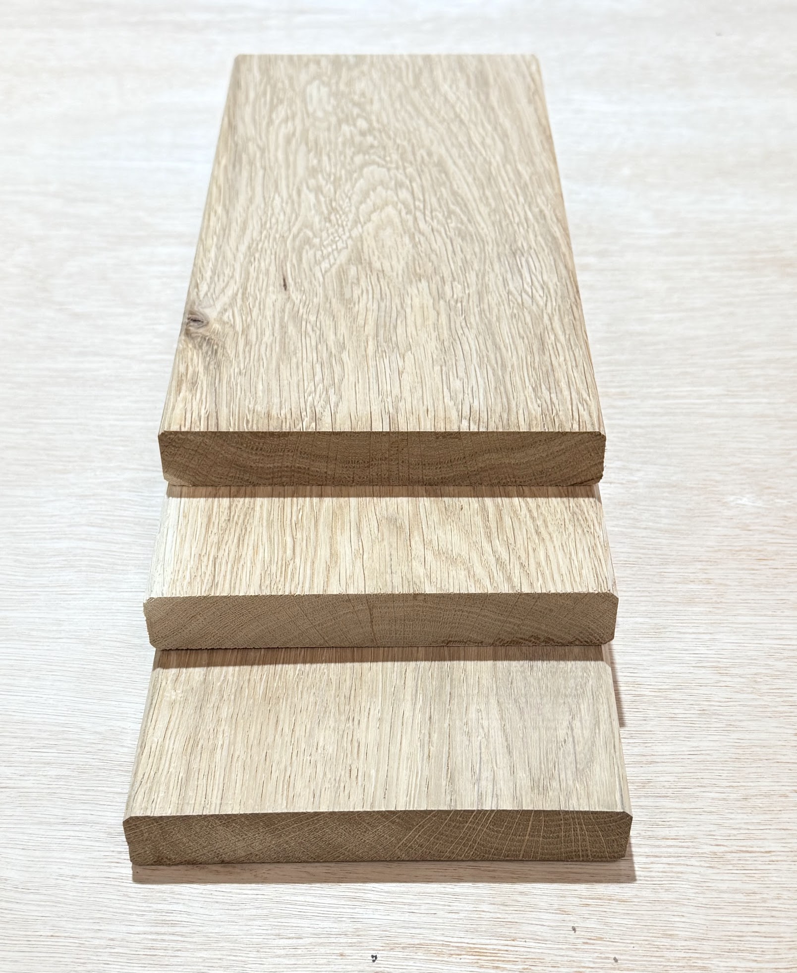 Solid Oak Timber Decking Board - 22mm x 145mm - Smooth finish
