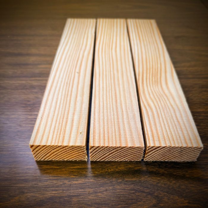 Canadian-Larch-Timber-slats-fence-battens-Timberulove.jpg