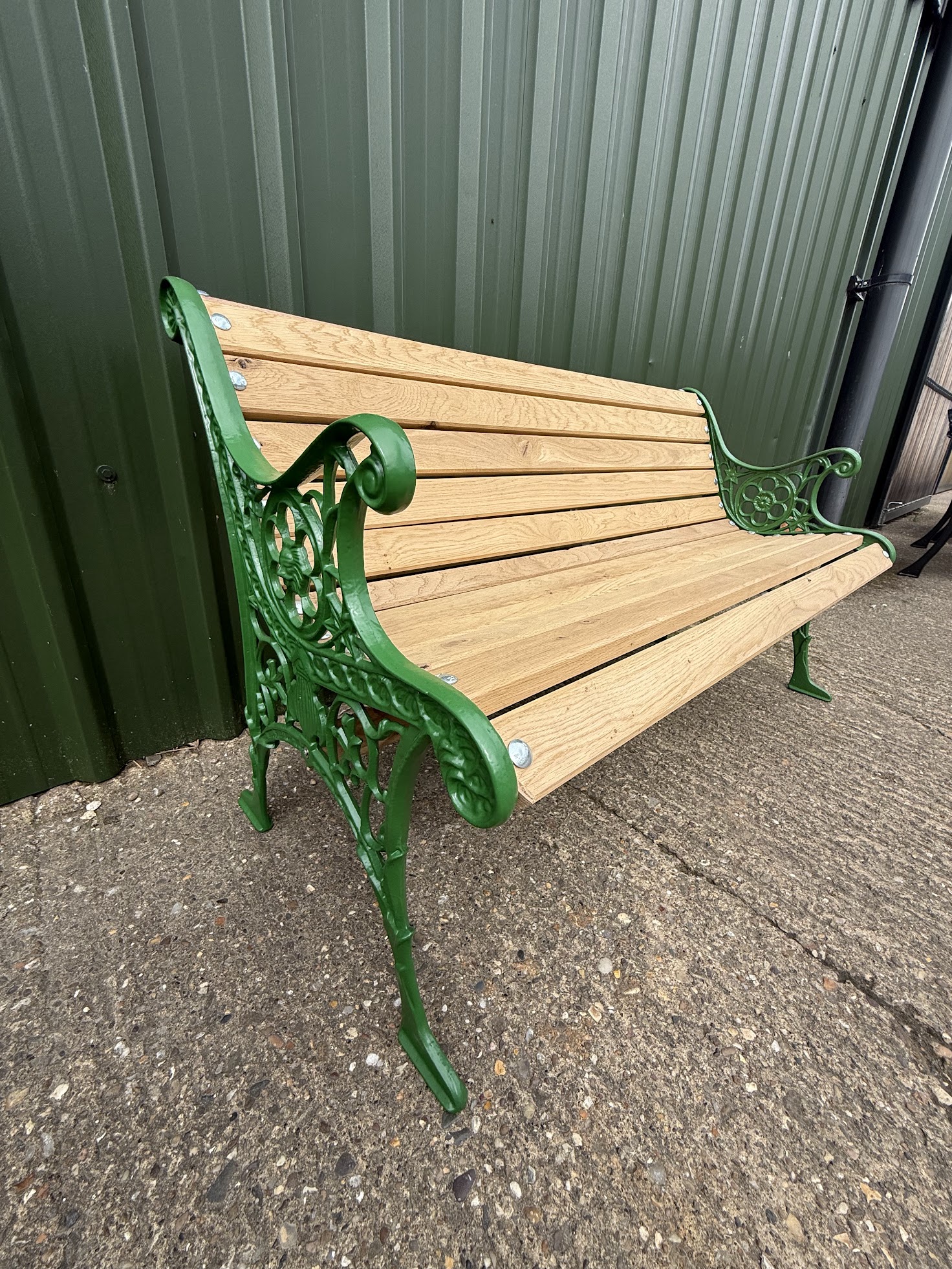 Green Garden Iron Cast Oak Slatted Bench