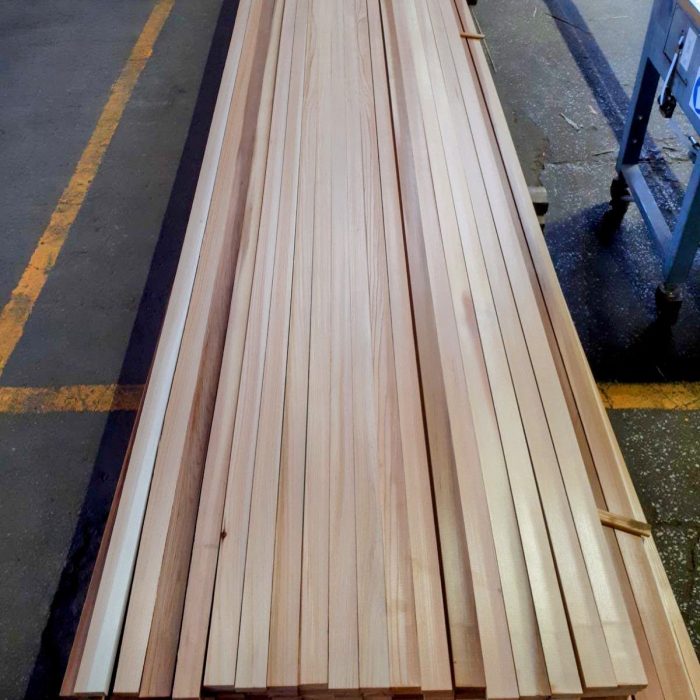 Western-Red-Cedar-Fence-Timber-battens-Timberulove.jpg Western-Red-Cedar-Fence-Timber-battens-Timberulove.jpg